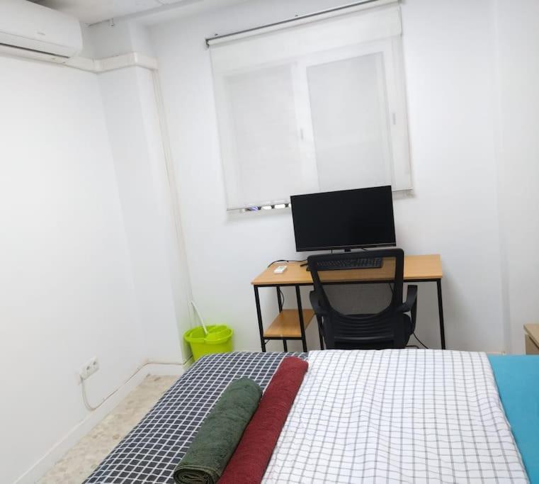 Appartment As A Service. Book It Now มาลากา ภายนอก รูปภาพ