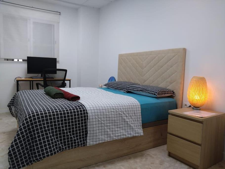 Appartment As A Service. Book It Now มาลากา ภายนอก รูปภาพ